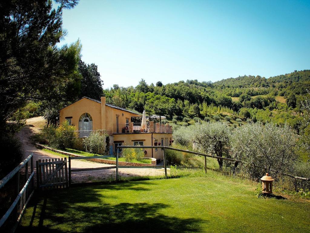 Agriturismo La Fonte Перуджа Екстер'єр фото